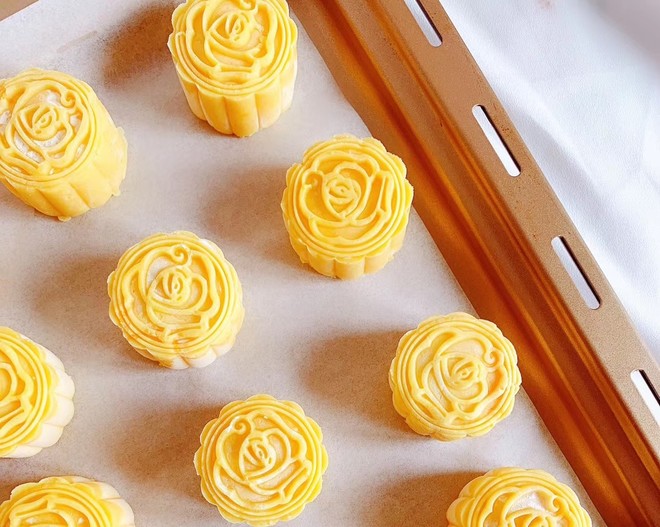 Sands Custard Liuxin Mooncakes recipe