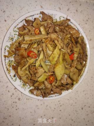 Fried Pork with Tea Bamboo Shoots recipe