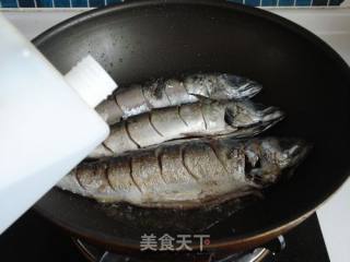 Braised Mackerel in Soy Sauce recipe