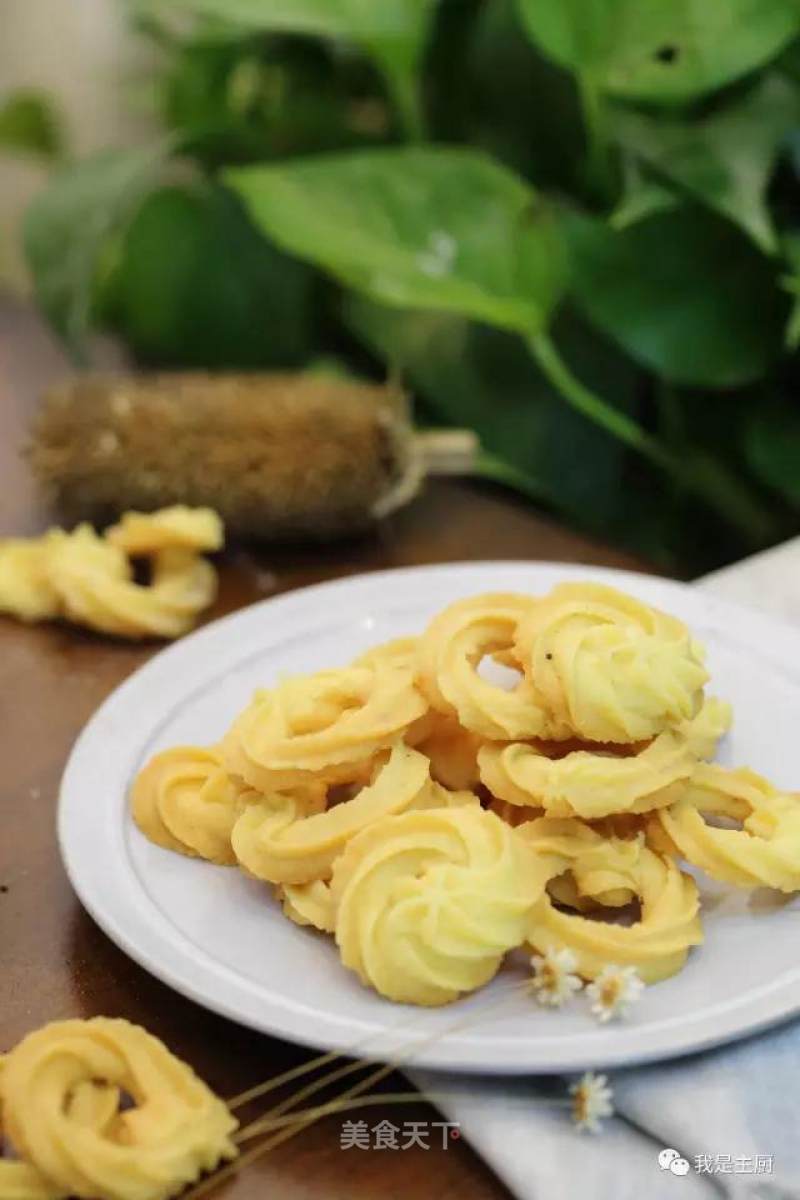 Golden Crispy Small Cookies recipe