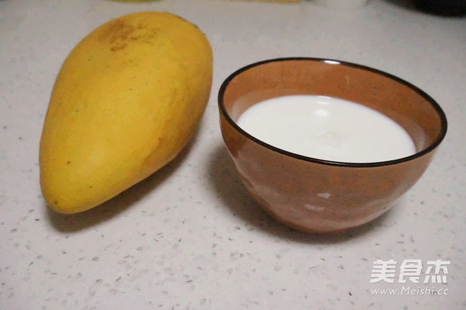 Mango Milkshake recipe