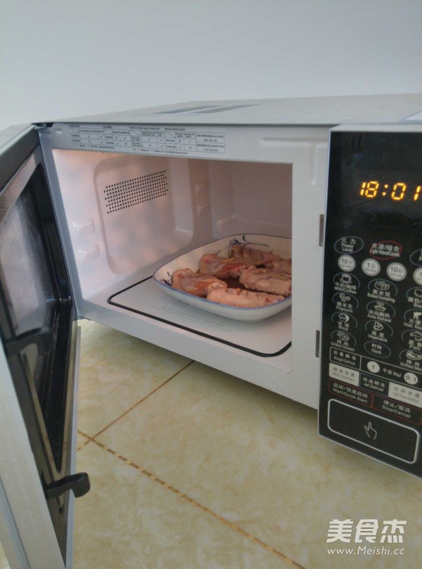 Microwave Roasted Chicken Wings recipe