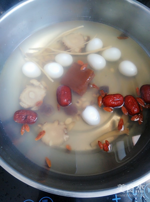 Angelica Nourishing Soup recipe