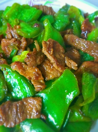 Stir-fried Pork with Big Chili recipe