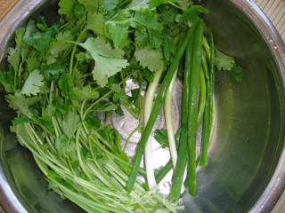 Stir-fried Lamb with Cilantro recipe