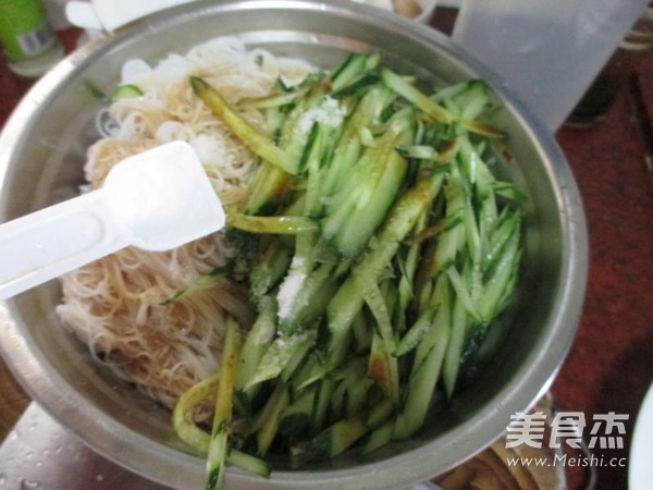 Cucumber Mixed Vermicelli recipe