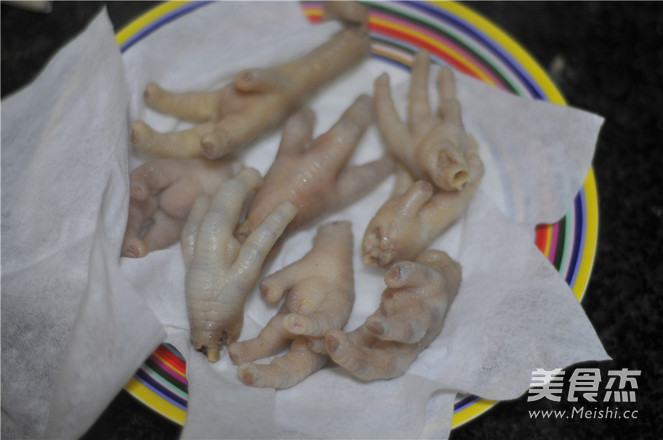 A Must-have for The Chinese New Year Banquet-tiger Skin Chicken Feet recipe