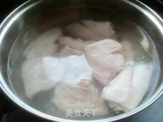 Soy Stewed Trotter recipe