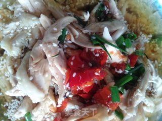 Shredded Chicken with Scallion Oil recipe