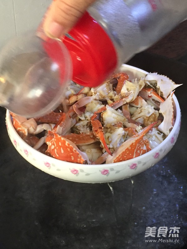 Steamed Crab with Garlic recipe