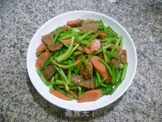 Stir-fried Celery with Ham and Beef Tendon Balls recipe