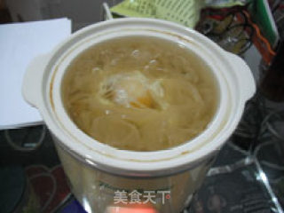 One-minute Breakfast Series 1-electric Cooker Version-wolfberry, White Fungus, Lotus Seed Egg Custard recipe