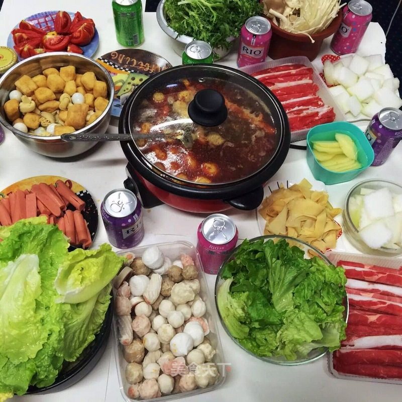 It's Getting Colder, Eat Hot Pot at Home and The Whole Family is Warm~~ recipe