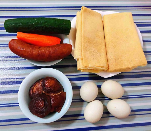 Egg and Seasonal Vegetable Pancake Rolls recipe