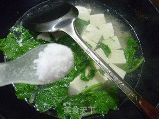 Radish Sprouts Tofu Soup recipe