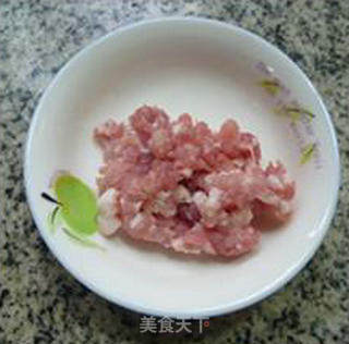 Stir-fried Rice Cake with Sprouts and Minced Meat recipe