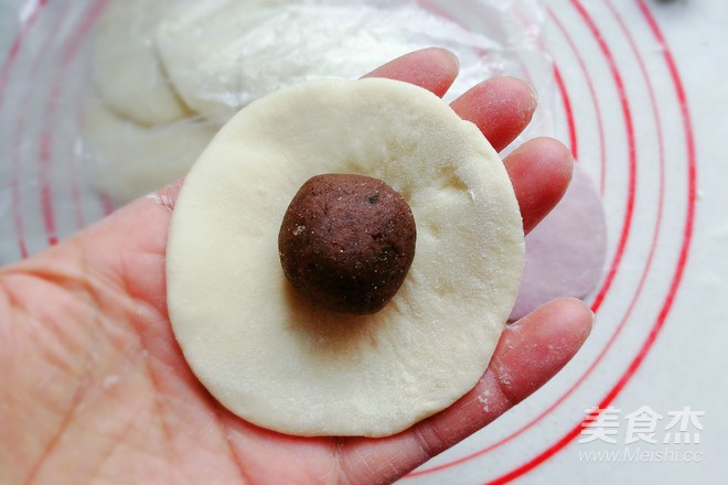 Fancy Bean Paste Bun recipe