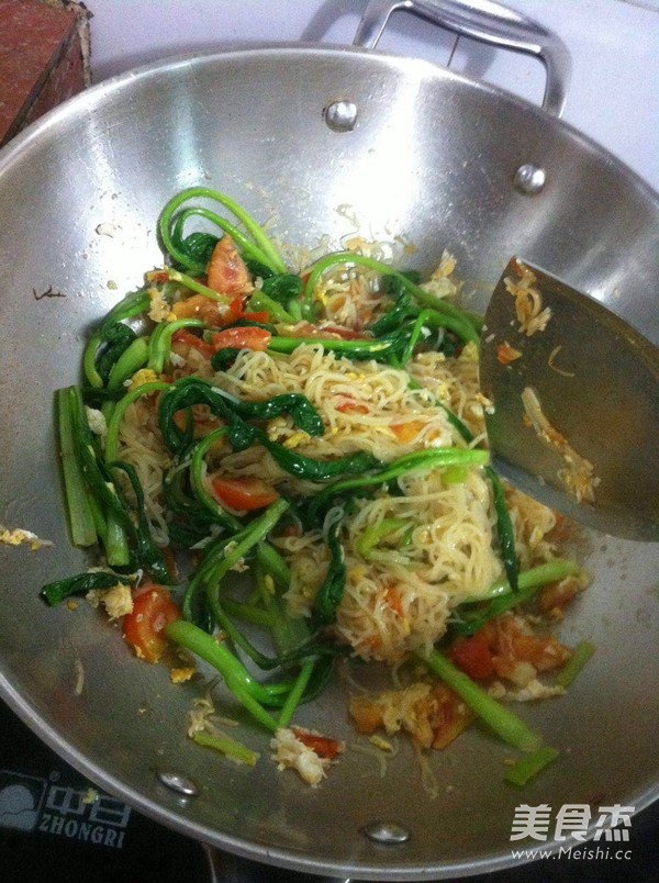 Fried Rice Noodles for One Person recipe