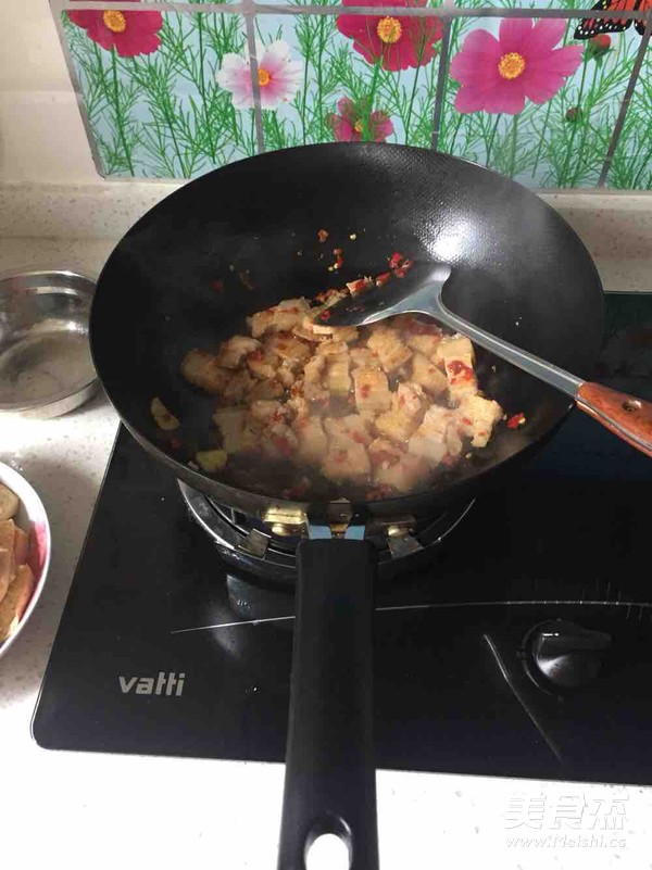 Pan-fried Old Tofu Twice-cooked Pork recipe