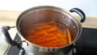 Noodles with Minced Pork in Tomato Sauce recipe