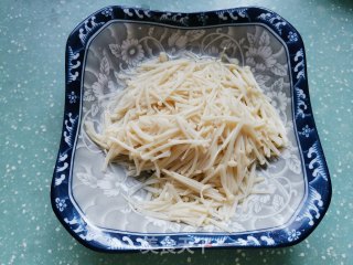 Appetizing Hot and Sour Soup recipe