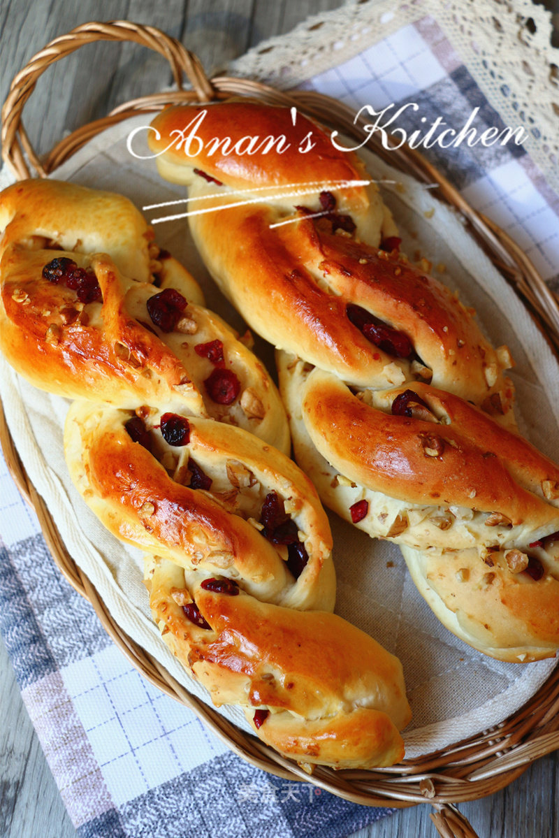 Cranberry Walnut Bread recipe