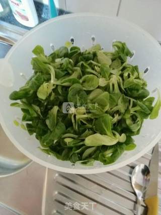 Slimming Salad with Orange Juice recipe