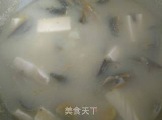 Tofu Stewed Loach recipe