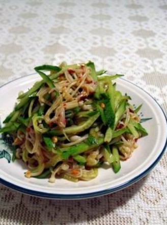 Cucumber with Golden Needle Mushroom recipe