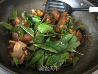 Three Cups of Pork Feet recipe