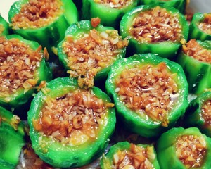 Steamed Loofah with Garlic Vermicelli recipe