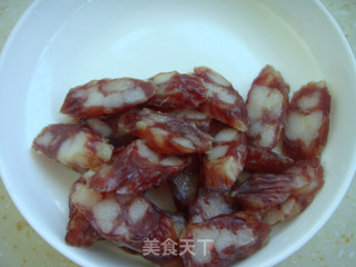 Stir-fried Sausage with Broccoli recipe