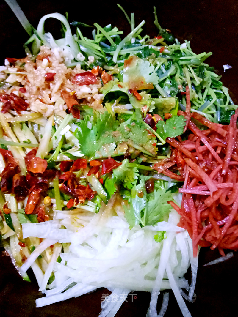 Mung Bean Sprouts Watermelon Skin Cold Dish