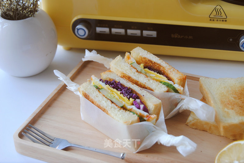 Delicious Breakfast Sandwich#小熊托士炉# recipe
