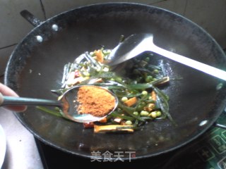 Tofu with Seaweed Oil and Roasted Dried Peas recipe