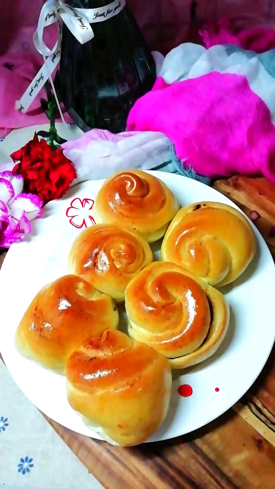 Pork Floss Sandwich Flower Bread recipe