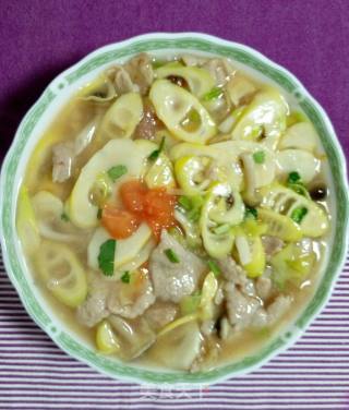 Noodles with Bamboo Shoots and Sauce recipe