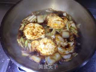 Braised Chinese Cabbage with Poached Egg recipe