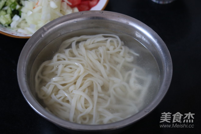 Home-style Vegetarian Fried Noodles recipe