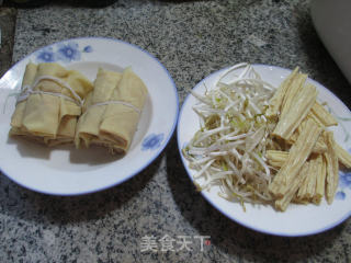 Mung Bean Sprouts Yuba Noodle Soup recipe