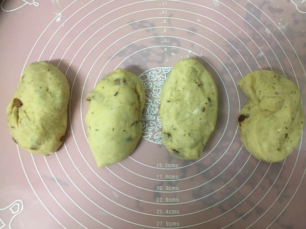 Whole Wheat Garland Bread recipe