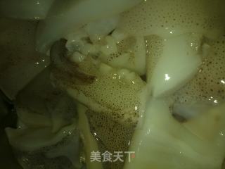 Fried Squid with Onion recipe