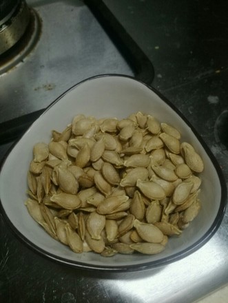 Microwave Roasted Pumpkin Seeds recipe