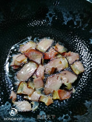 Stir-fried Bacon with Dried Radish recipe