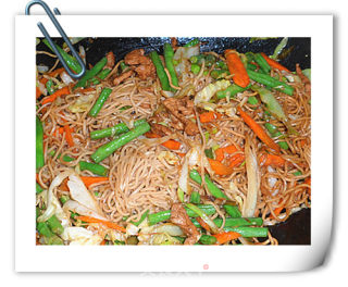 Sauce-flavored Shrimp Fried Noodles recipe