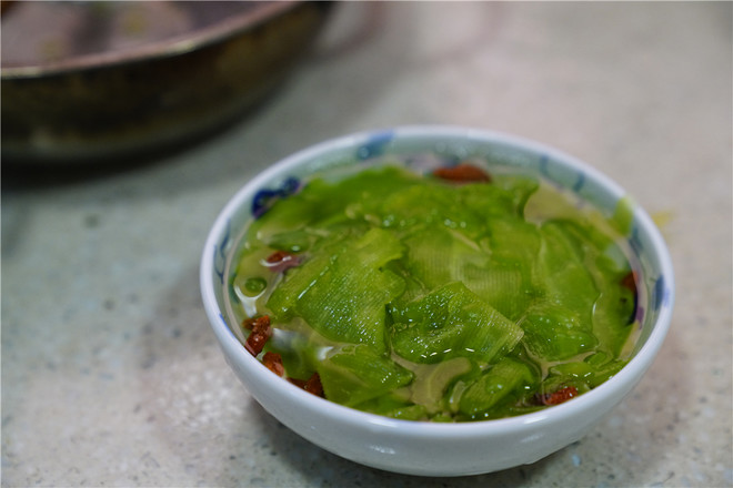 Sour and Fresh Bitter Gourd Slices recipe