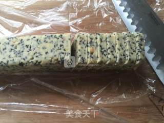 #aca烤明星大赛# Black Sesame Walnut Handmade Cookies recipe