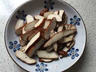 Stir-fried Home-cooked Celery recipe