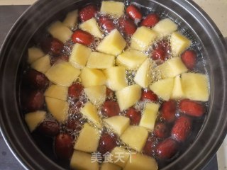 Chinese Wolfberry Apple Red Date Water recipe