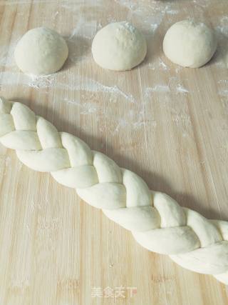 Creative Waterless Patterned Bread recipe